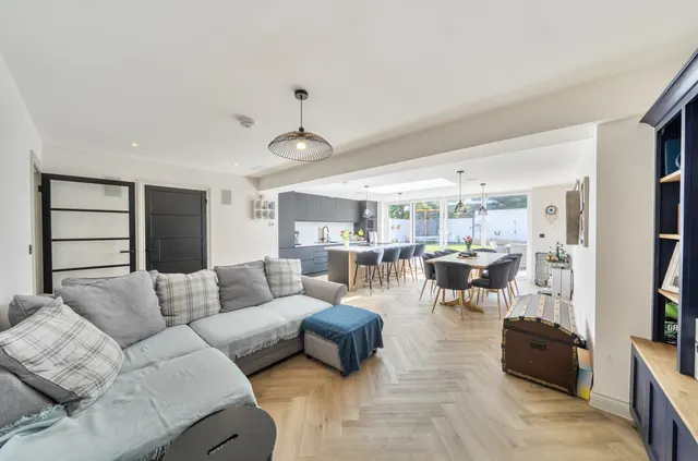 Photo 3 — Renovated & Extended, Traherne Place, Hereford