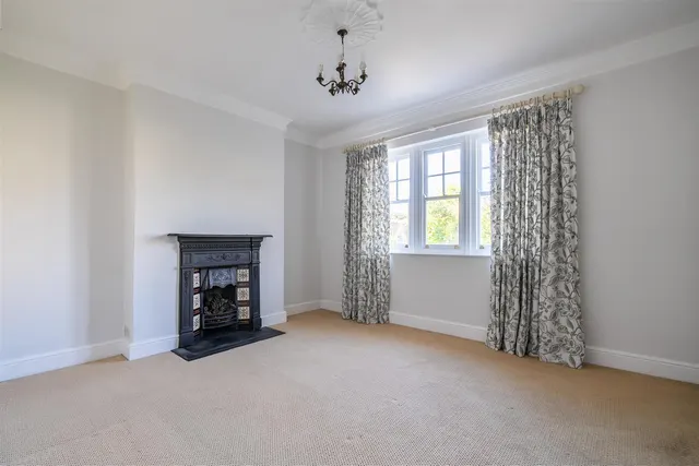 Hilperton Road, Trowbridge, BA14, photo 2