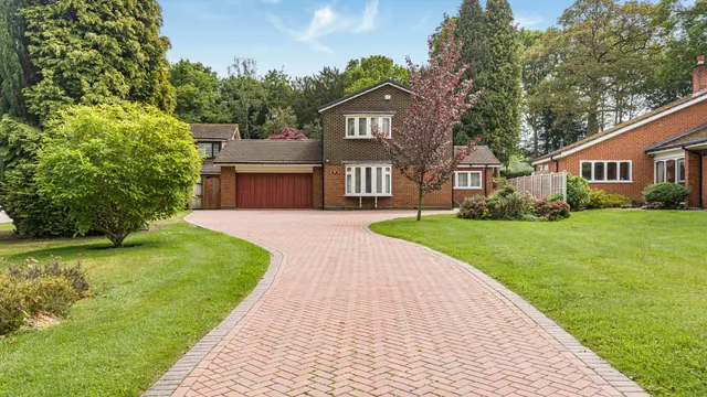 The Spinney, Little Aston, Sutton Coldfield, Sutton Coldfield, B74 3BL, photo 1