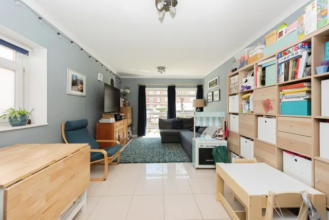 Morden Road, London, SW19, photo 1