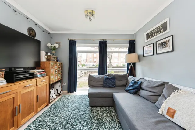 Morden Road, London, SW19, photo 3