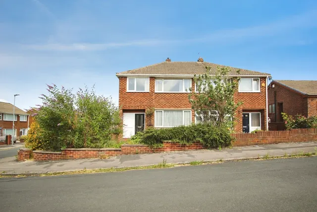 The Close, WAKEFIELD, West Yorkshire, WF4, photo 1