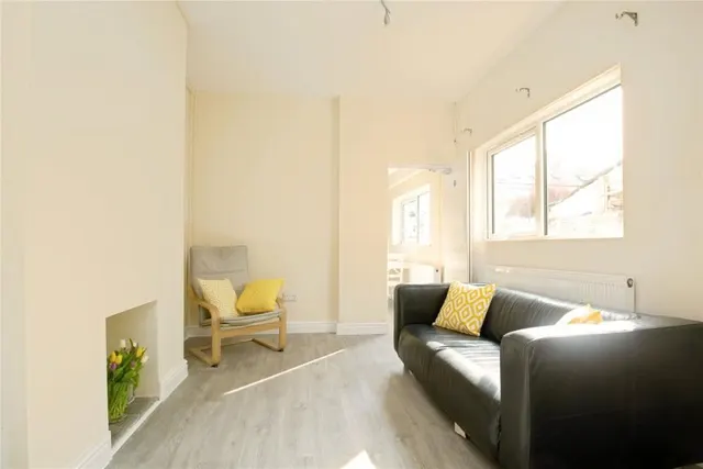 Donald Street, Cardiff, CF24, photo 3