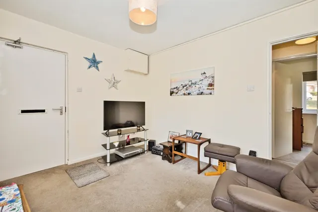 Milford Road, Yeovil, BA21, photo 2