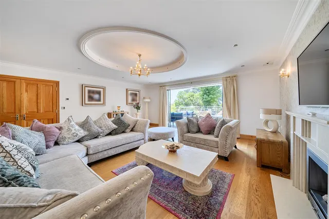 Photo 3 — Newtown Road, Warsash