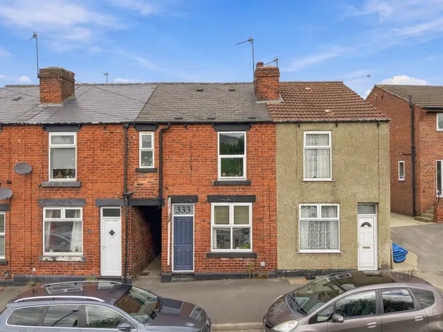 Woodseats Road, Sheffield, S8, photo 1