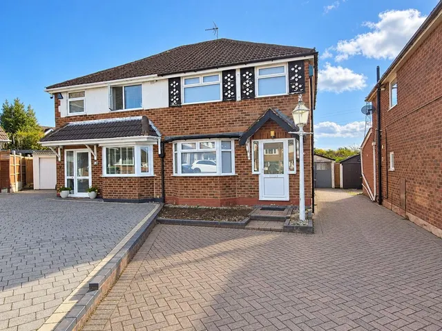 Highland Road, Great Barr, B43, photo 1