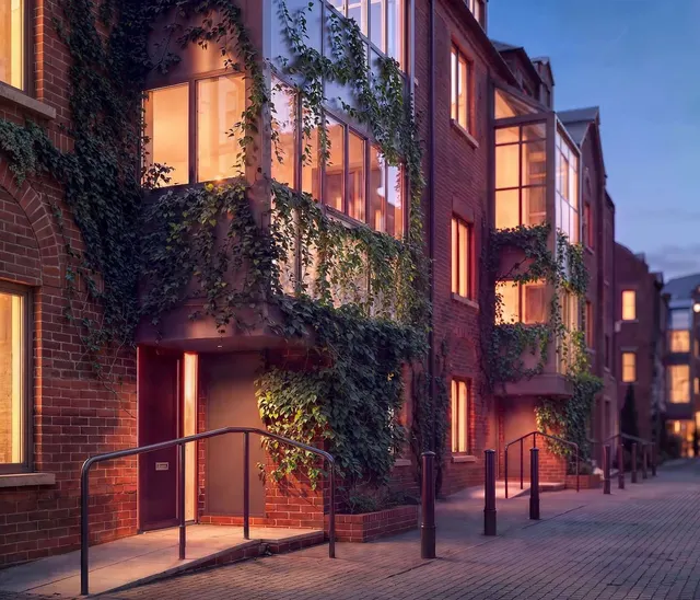 City Road, London, EC1V, photo 1