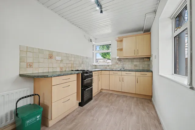 Photo 2 — Ivybridge Road, Coventry, CV3