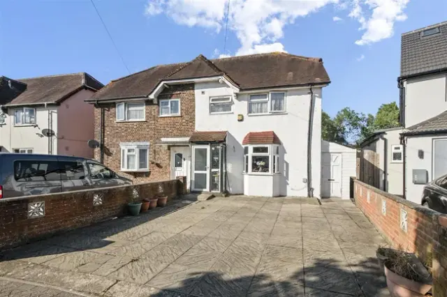 Collingwood Road, Uxbridge