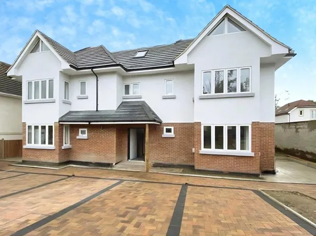 York Road, Camberley, GU15, photo 1