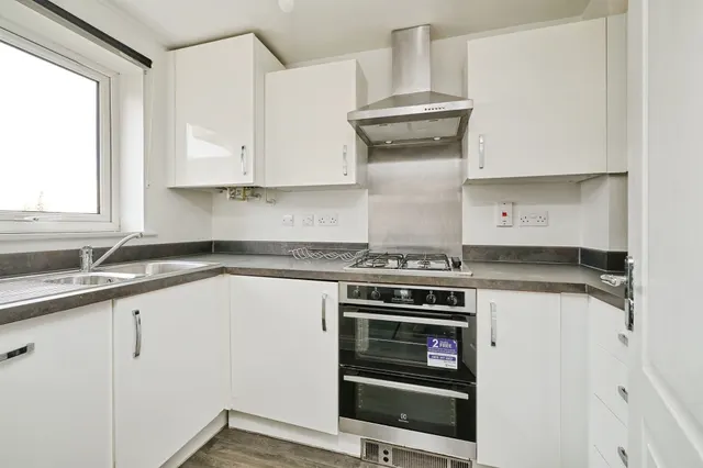 Brecken Court Peterborough, PE7, photo 2