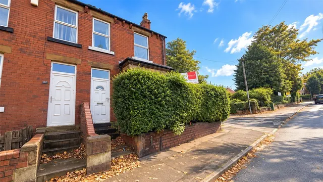 Dewsbury Road, Ossett, WF5, photo 1