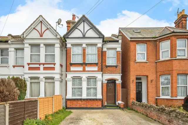Ellis Road, Clacton-On-Sea, CO15, photo 1