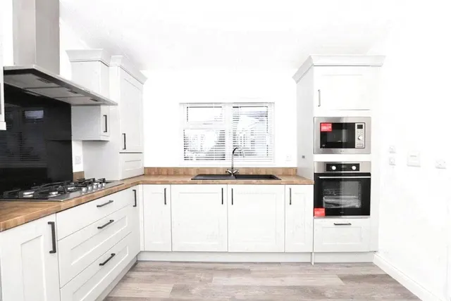 Marsh Lane, Sheffield, S21, photo 2