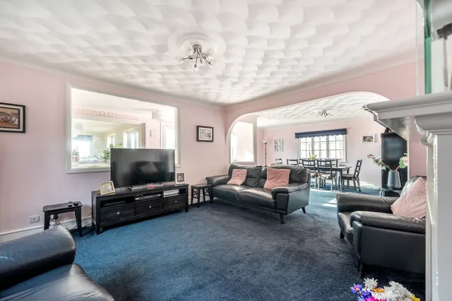 Clayton Road, Selsey, PO20, photo 2