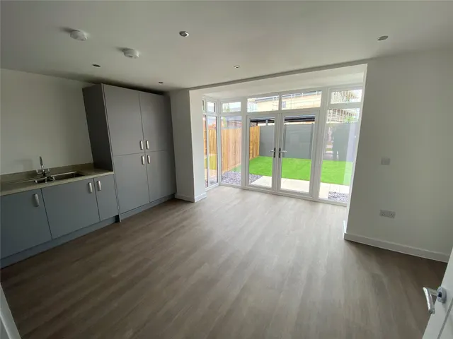 Photo 3 — Whittle Way, Gloucestershire, Brockworth, GL3 4YZ