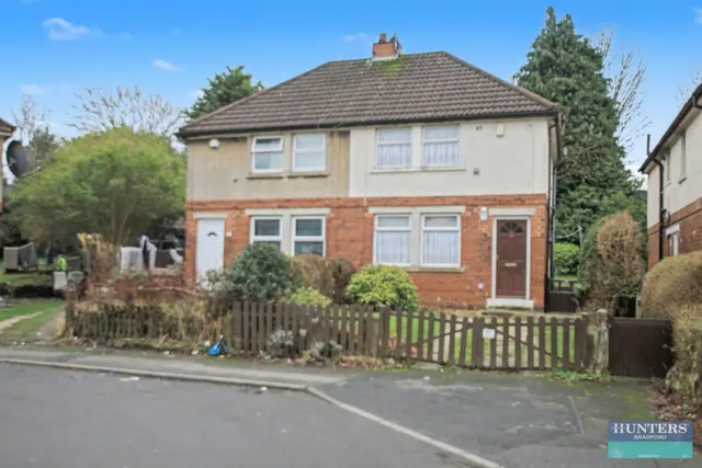 Emerson Avenue Bradford, BD9 6EA, photo 1