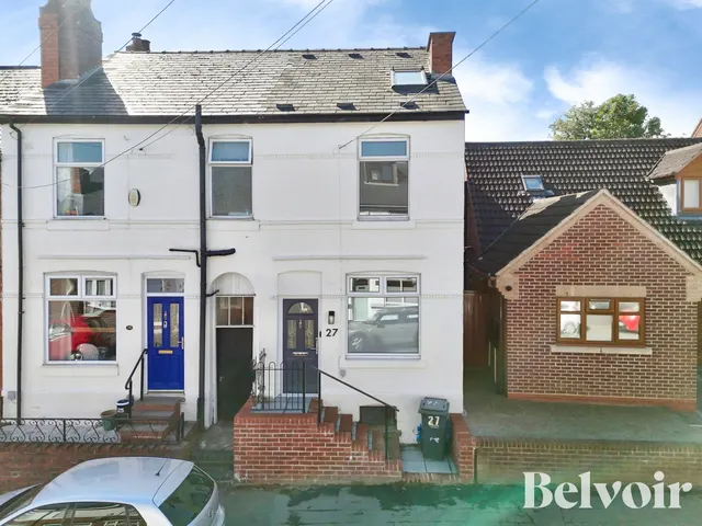 Vicarage Road, Sandwell, Wednesbury, WS10, photo 1
