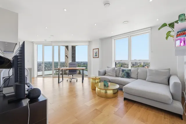 Somerset Place, London, SW2, photo 1