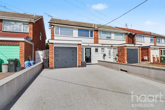 Bromfords Drive, Wickford, SS12, photo 1