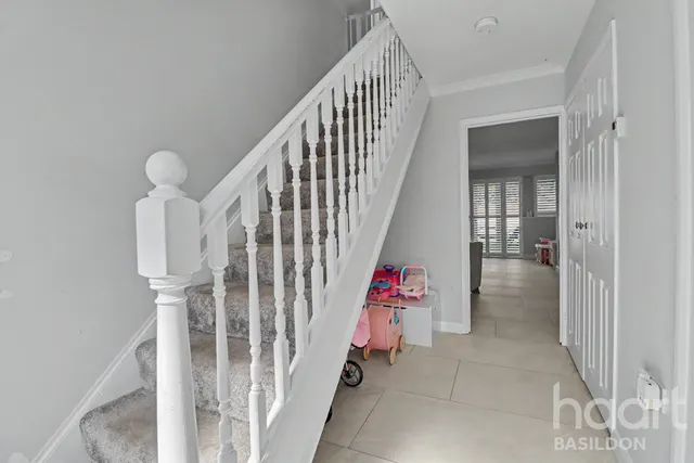 Bromfords Drive, Wickford, SS12, photo 2
