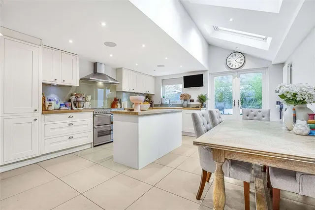 Photo 2 — Pelham Road, Wimbledon, London, SW19 1PA