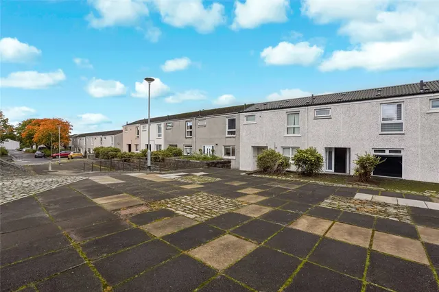 Broomlands Road, Cumbernauld, G67, photo 1