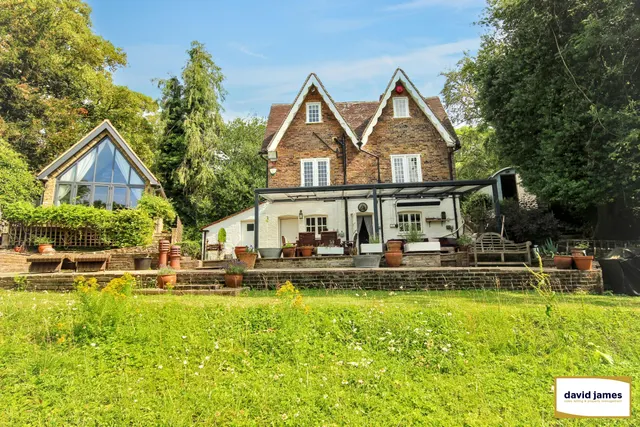 Photo 3 — The Lodge, Shoreham Road, Eynsford, Dartford