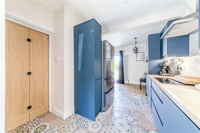Photo 3 — Sanway Road, Byfleet, West Byfleet, S...