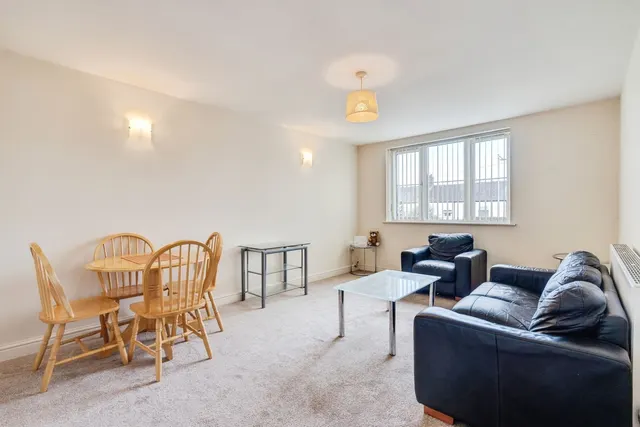 Leigh Road, Bolton, BL5, photo 3