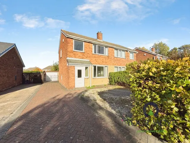 Westgate, Monk Bretton, S71, photo 1