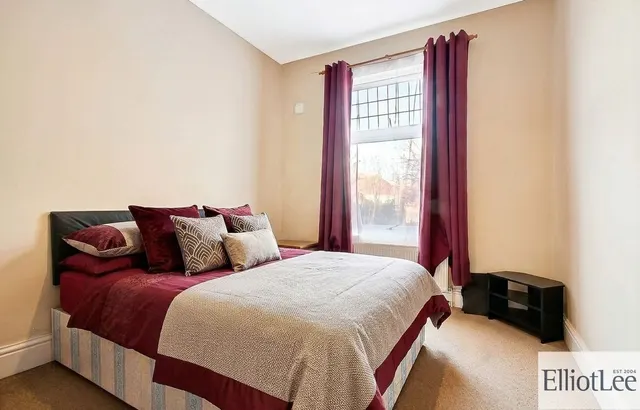 Photo 3 — Hindes Road, Harrow, HA1