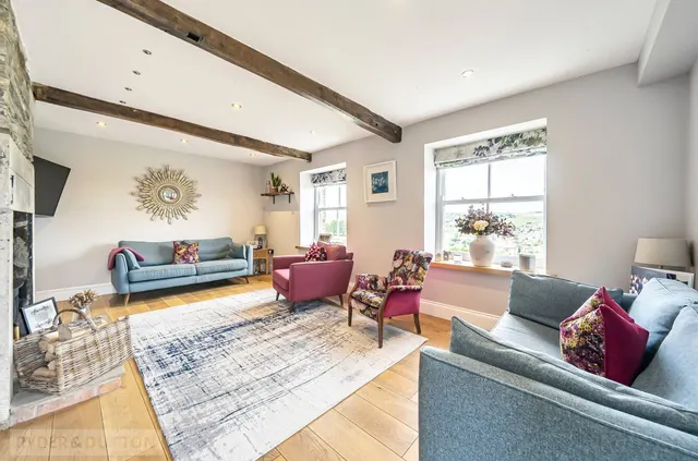 Ward Place, Holmfirth, HD9, photo 2