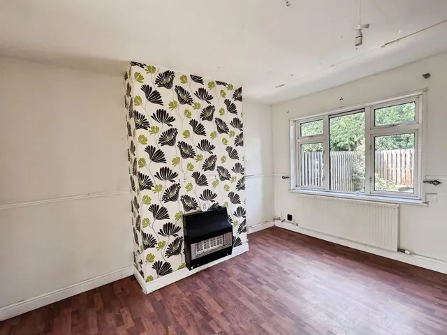 Shirley Parade, Gomersal, BD19, photo 2