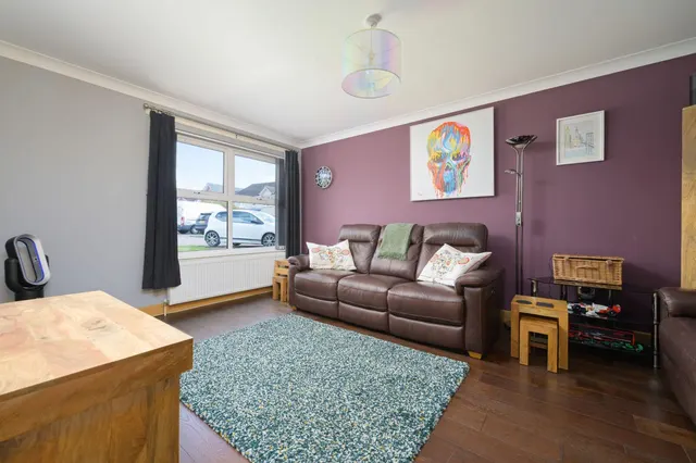 Photo 3 — Kennedy Way, Airth, FK2 8GG