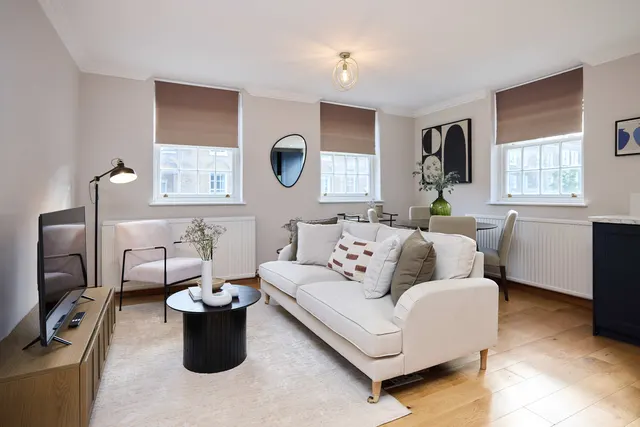 2 bedroom flat, Theberton Street, N1