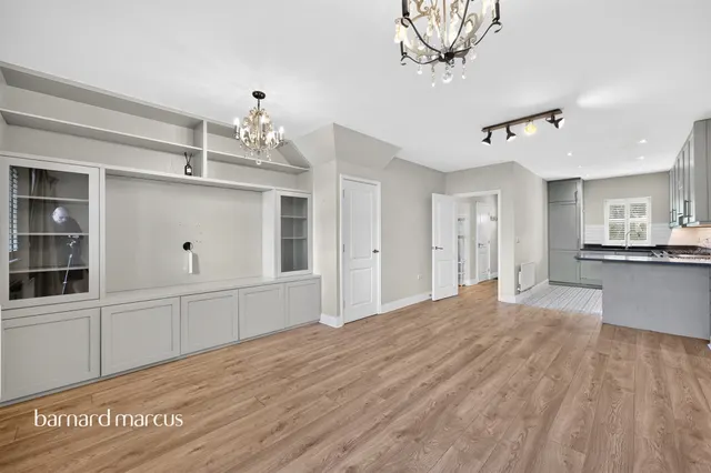 Beaumont Drive, Worcester Park, KT4, photo 2