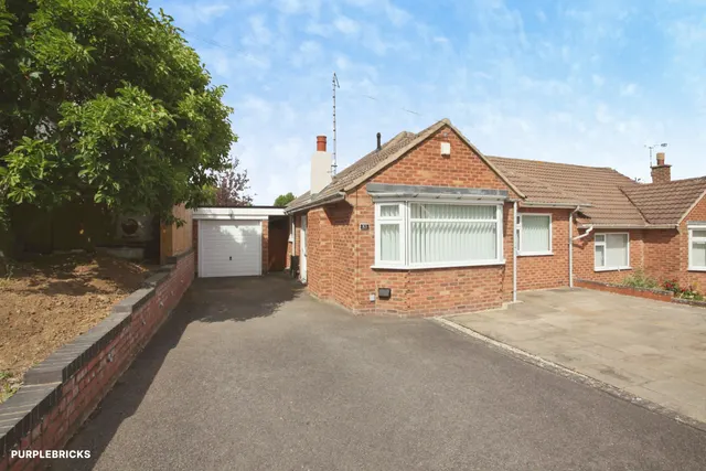 Tennyson Avenue, Rugby, CV22, photo 1