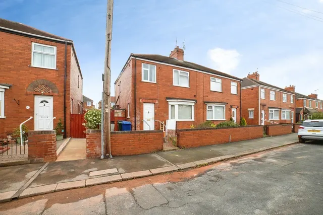 St. Ursulas Road, Doncaster, South Yorkshire, DN4, photo 1