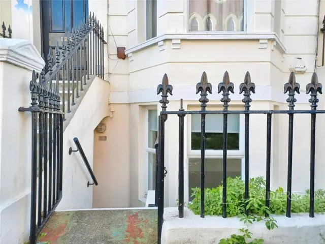 Ceylon Place, Eastbourne, BN21, photo 1