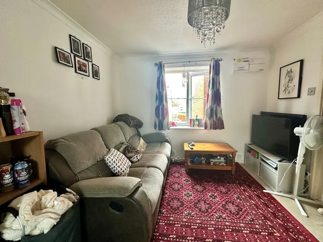 Lansdowne House, Gosport, PO12, photo 3