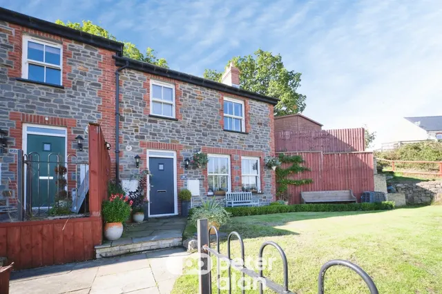 Rowan Way, Pontypool, NP4, photo 3