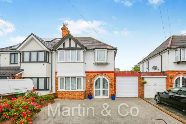 Ash Road, Sutton, Cheam, SM3, photo 1