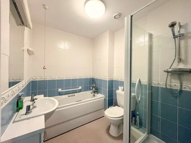 Silver Street, Nailsea, BS48, photo 3