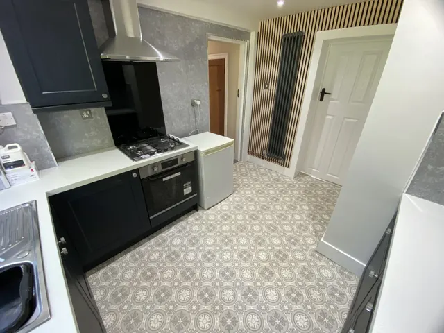 Photo 3 — Oakhill Avenue, KIDDERMINSTER
