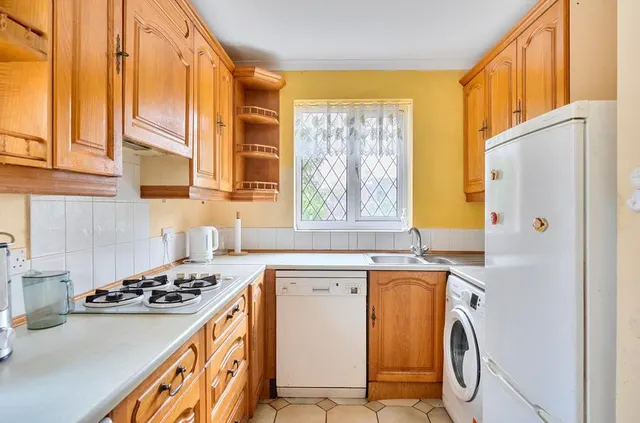 Orchard Close, Houghton Regis, LU5, photo 3
