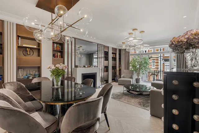 Photo 2 — Basil Mansions, Basil Street, Knightsbridge, London