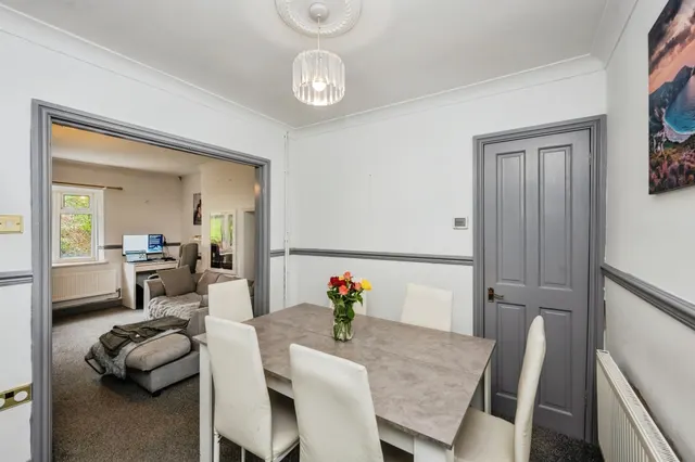 Gwynedd Avenue, Swansea, SA1, photo 2