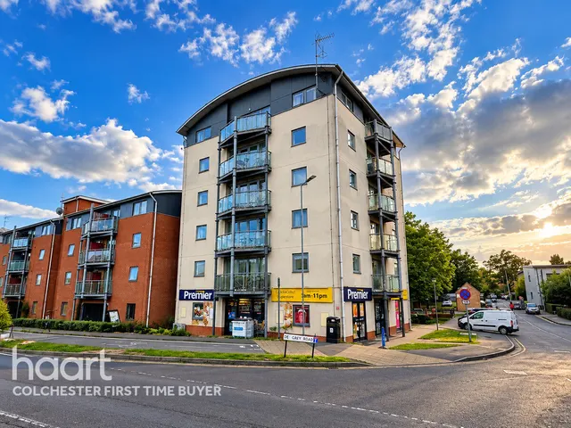 De Grey Road, Colchester, CO4, photo 1